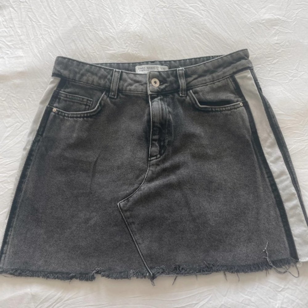 Zara Black denim skirt
